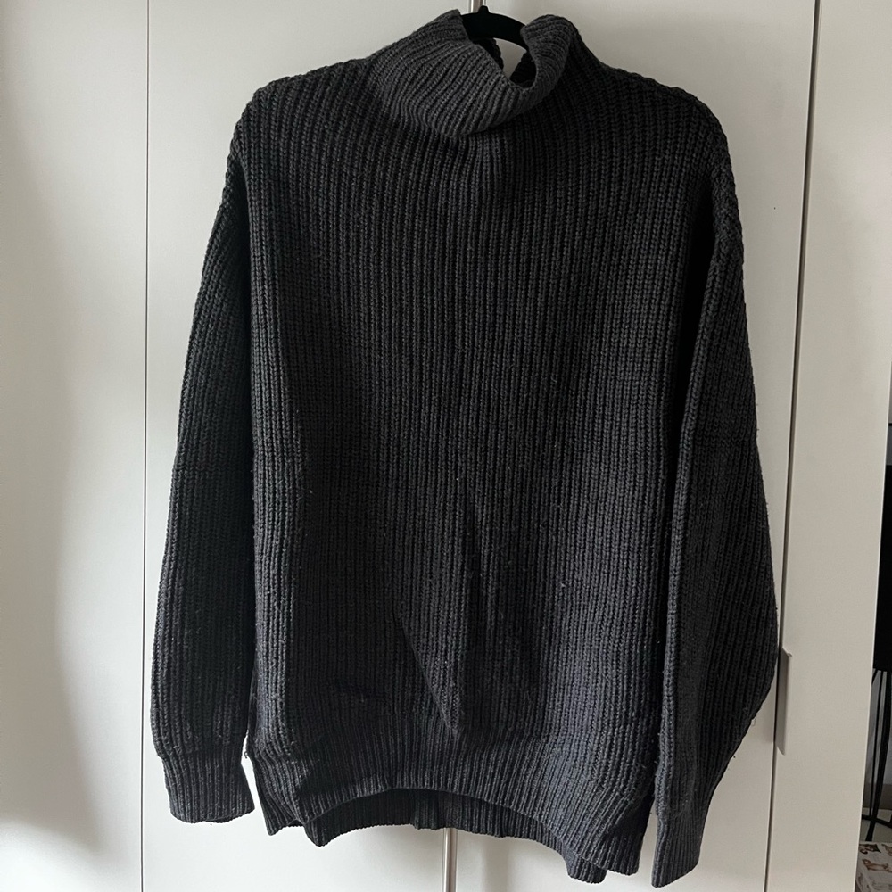 Cowl neck loose fit Aritzia sweater